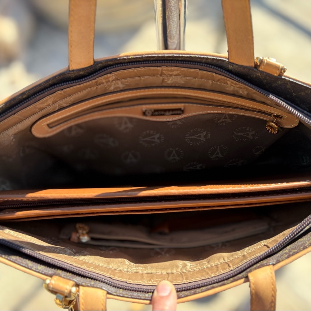 Vintage La Tour Eiffel Paris 1887 Briefcase | Monogram | Organizer Included - Picture 8 of 16